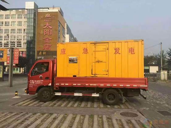 福建压力源的振动会对其重复性产生什么具体影响？